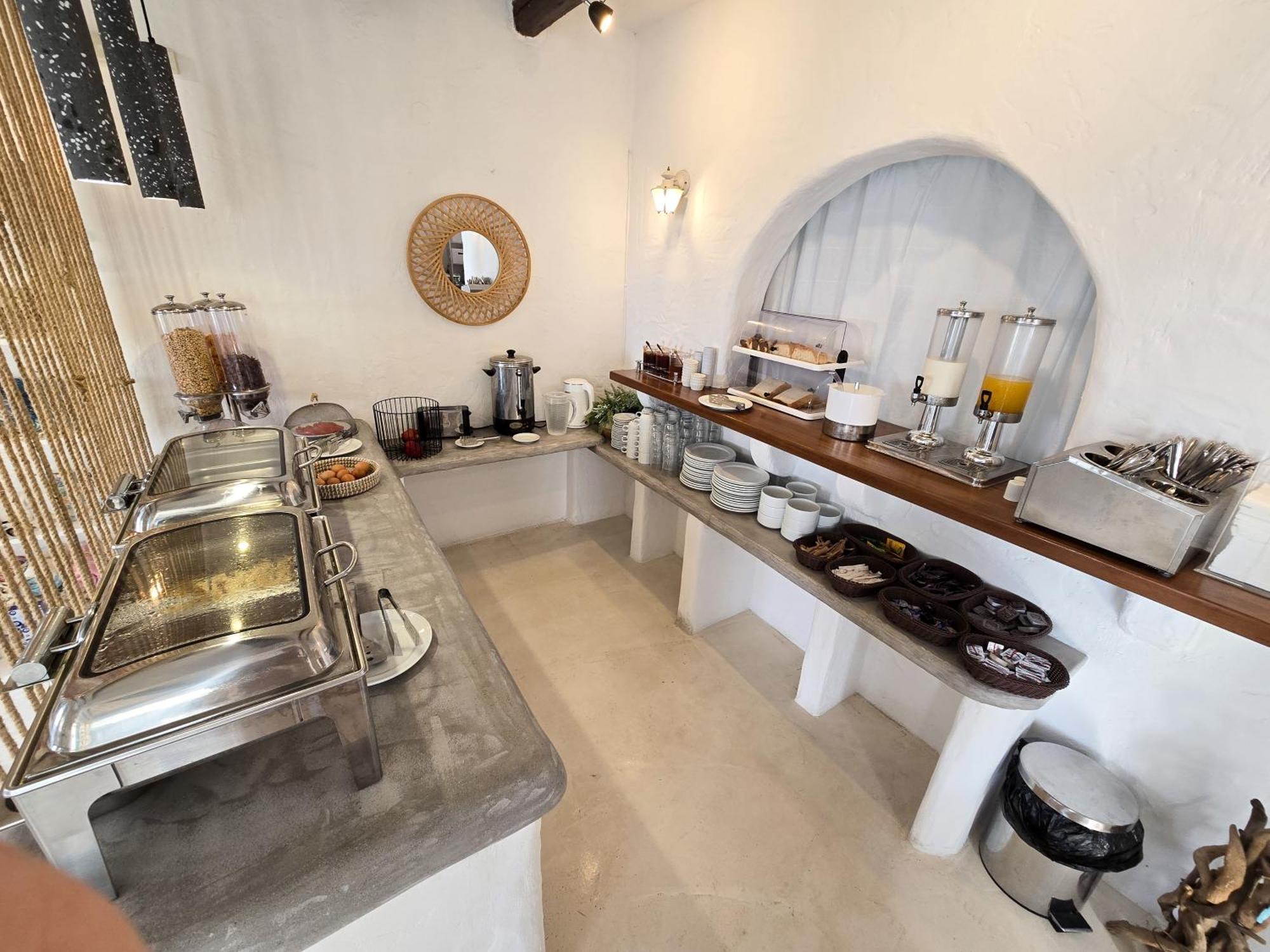 Camares Hotel Alopronia Екстериор снимка