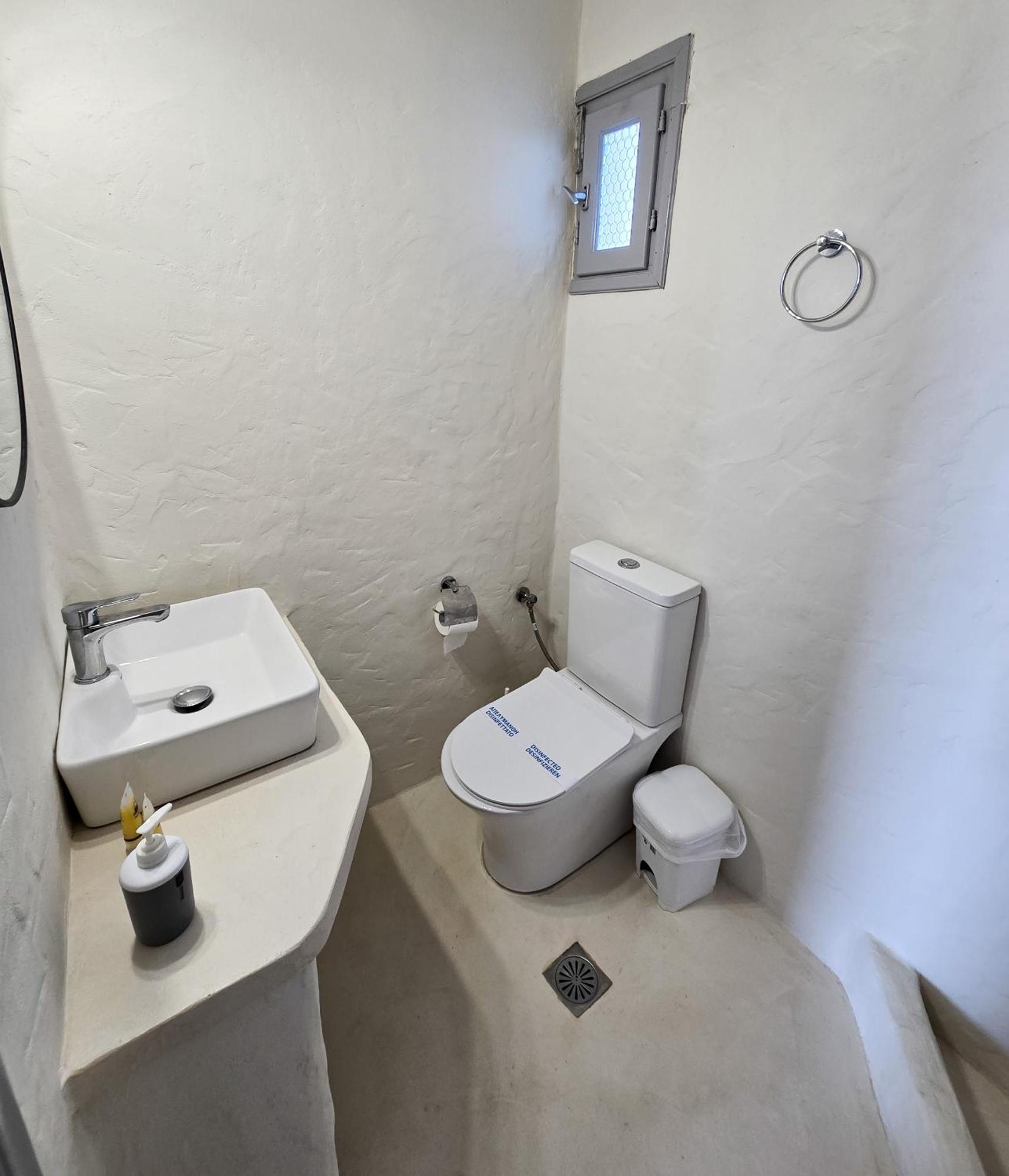Camares Hotel Alopronia Екстериор снимка