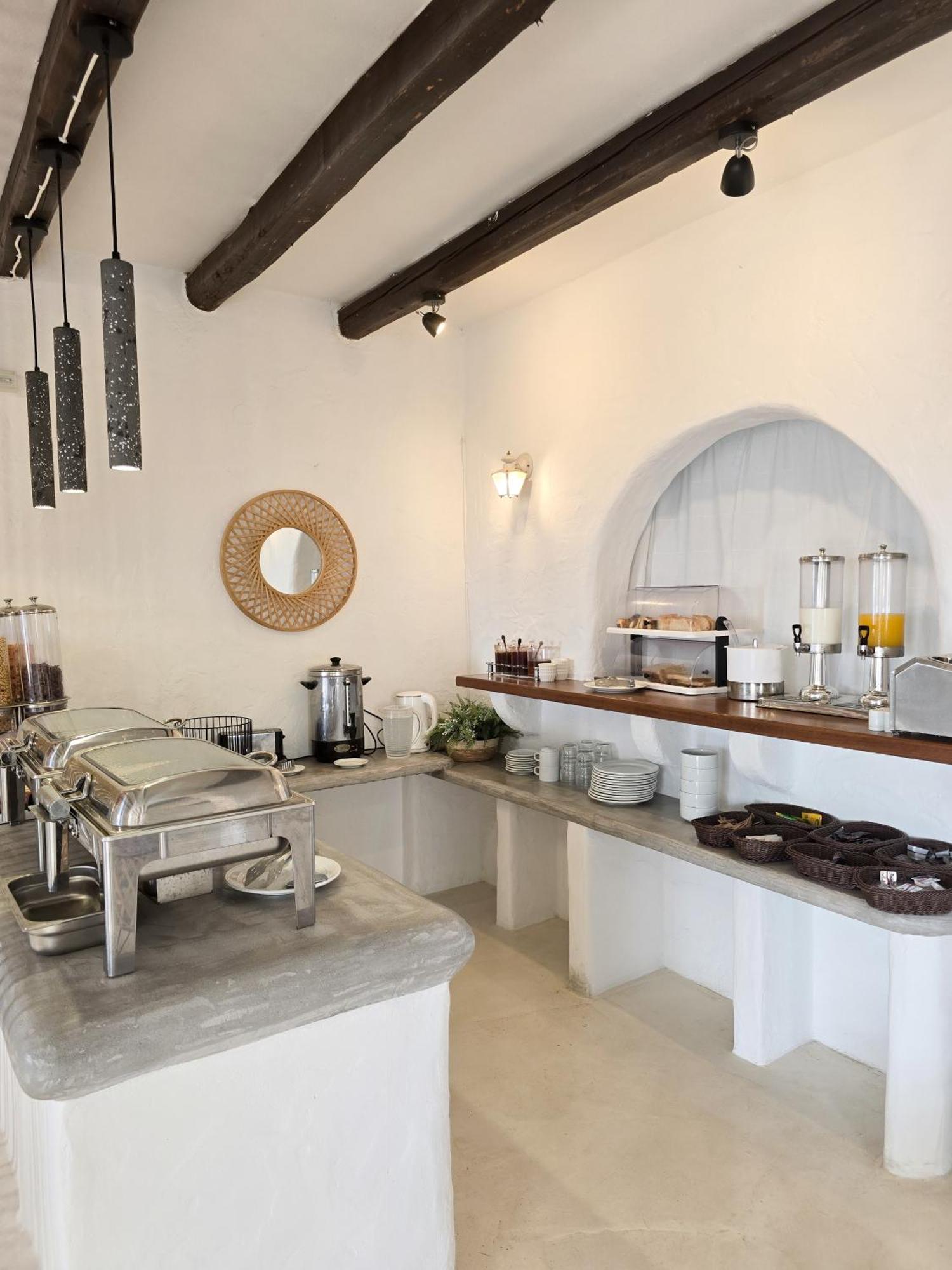 Camares Hotel Alopronia Екстериор снимка