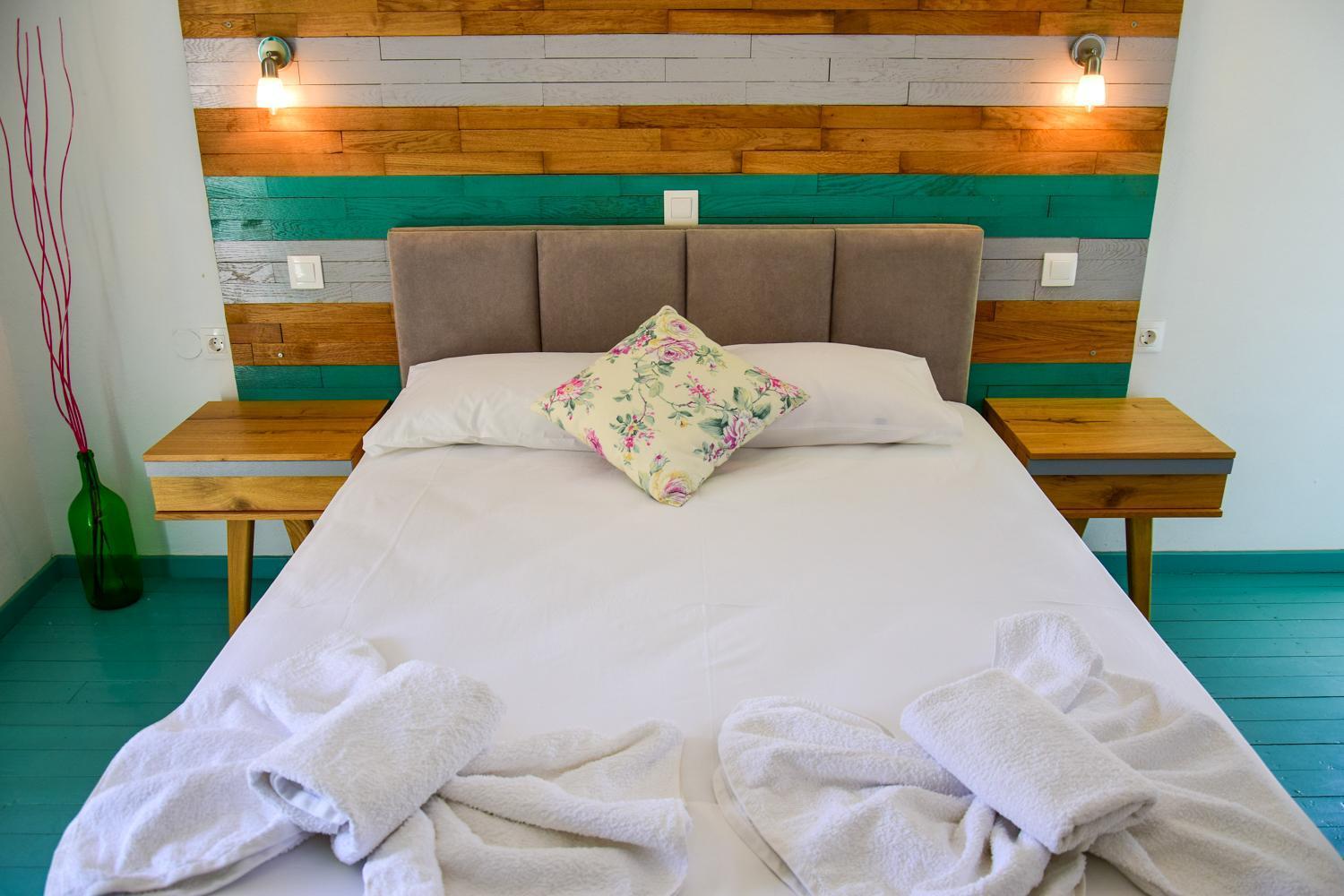 Camares Hotel Alopronia Екстериор снимка