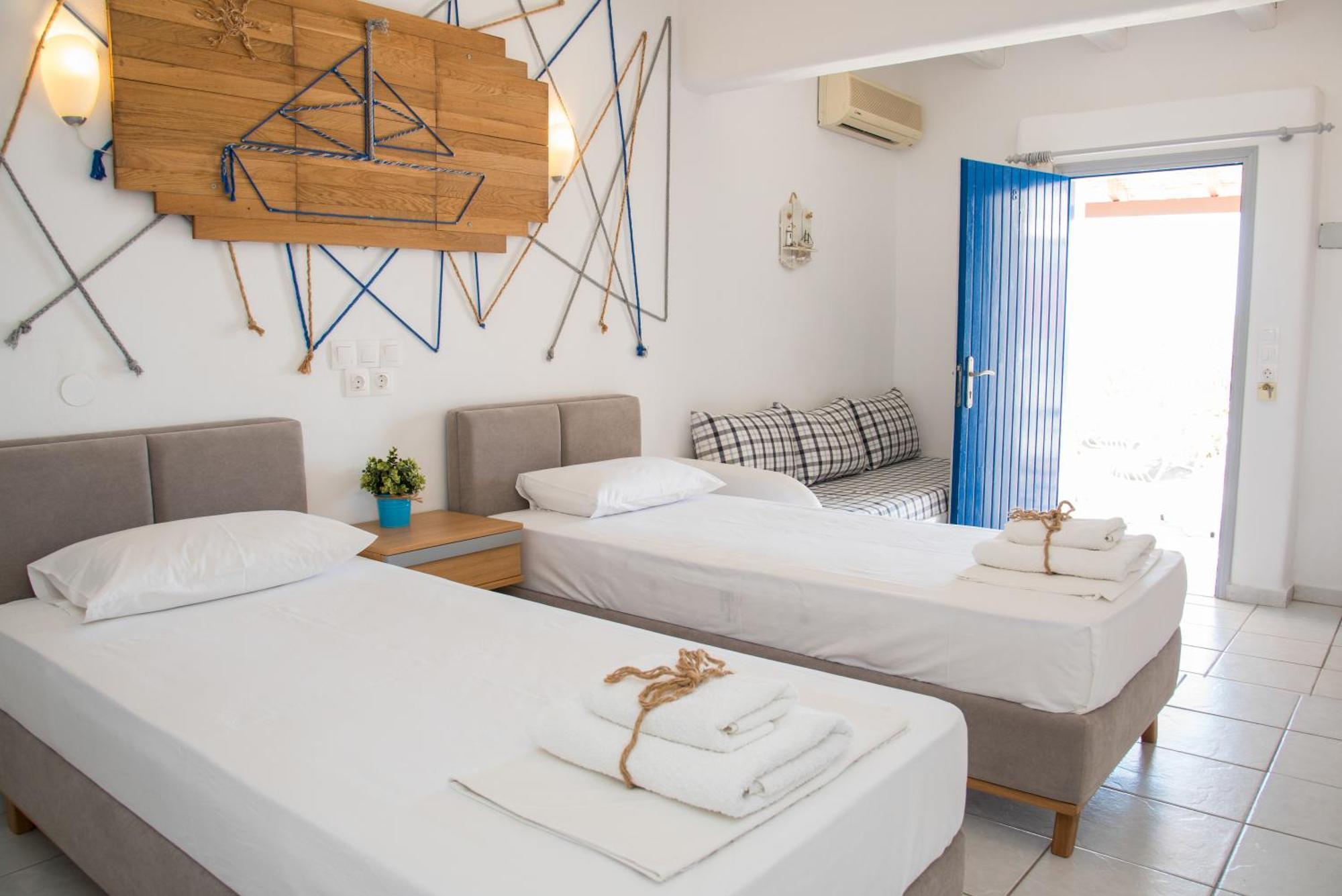 Camares Hotel Alopronia Екстериор снимка