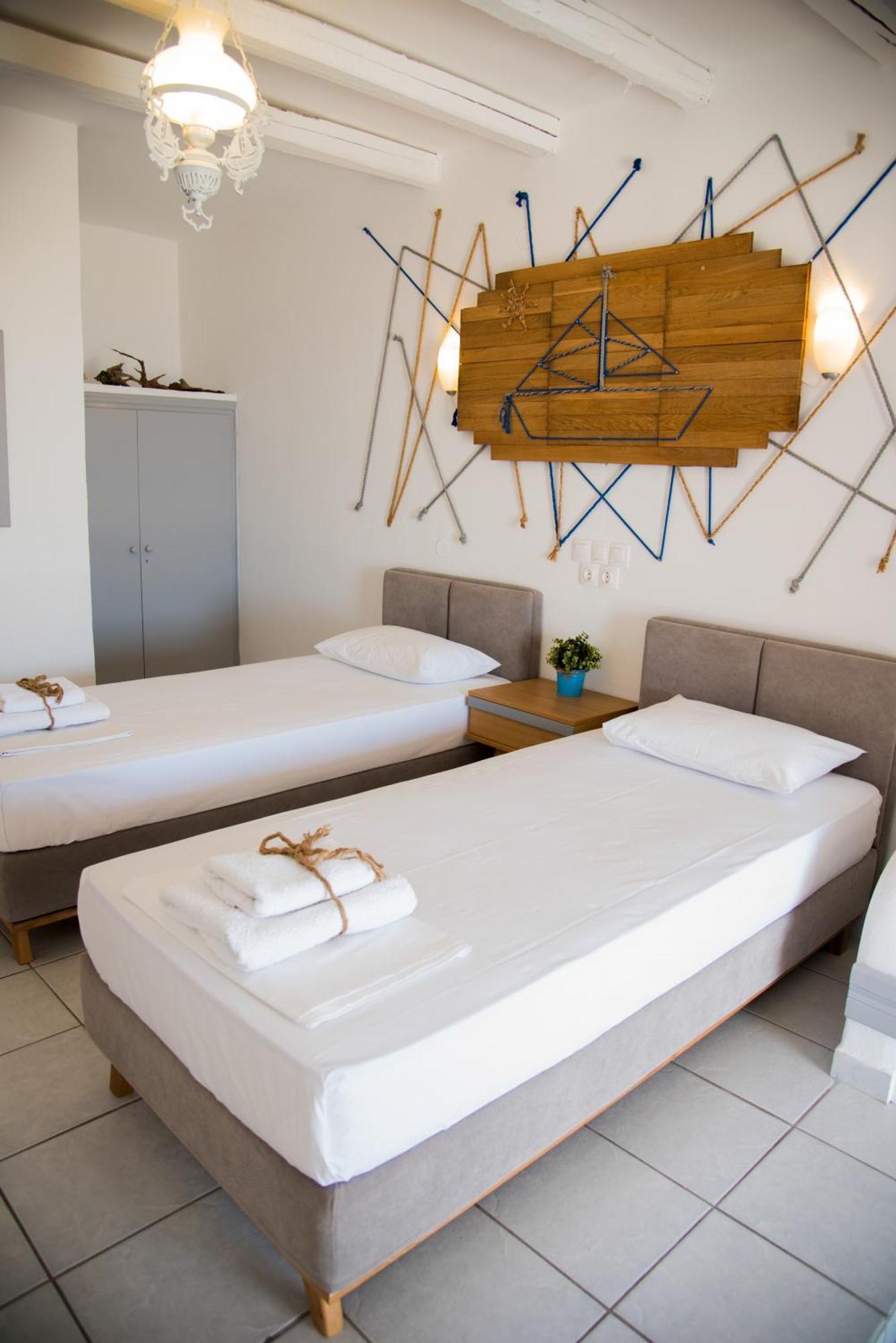 Camares Hotel Alopronia Екстериор снимка