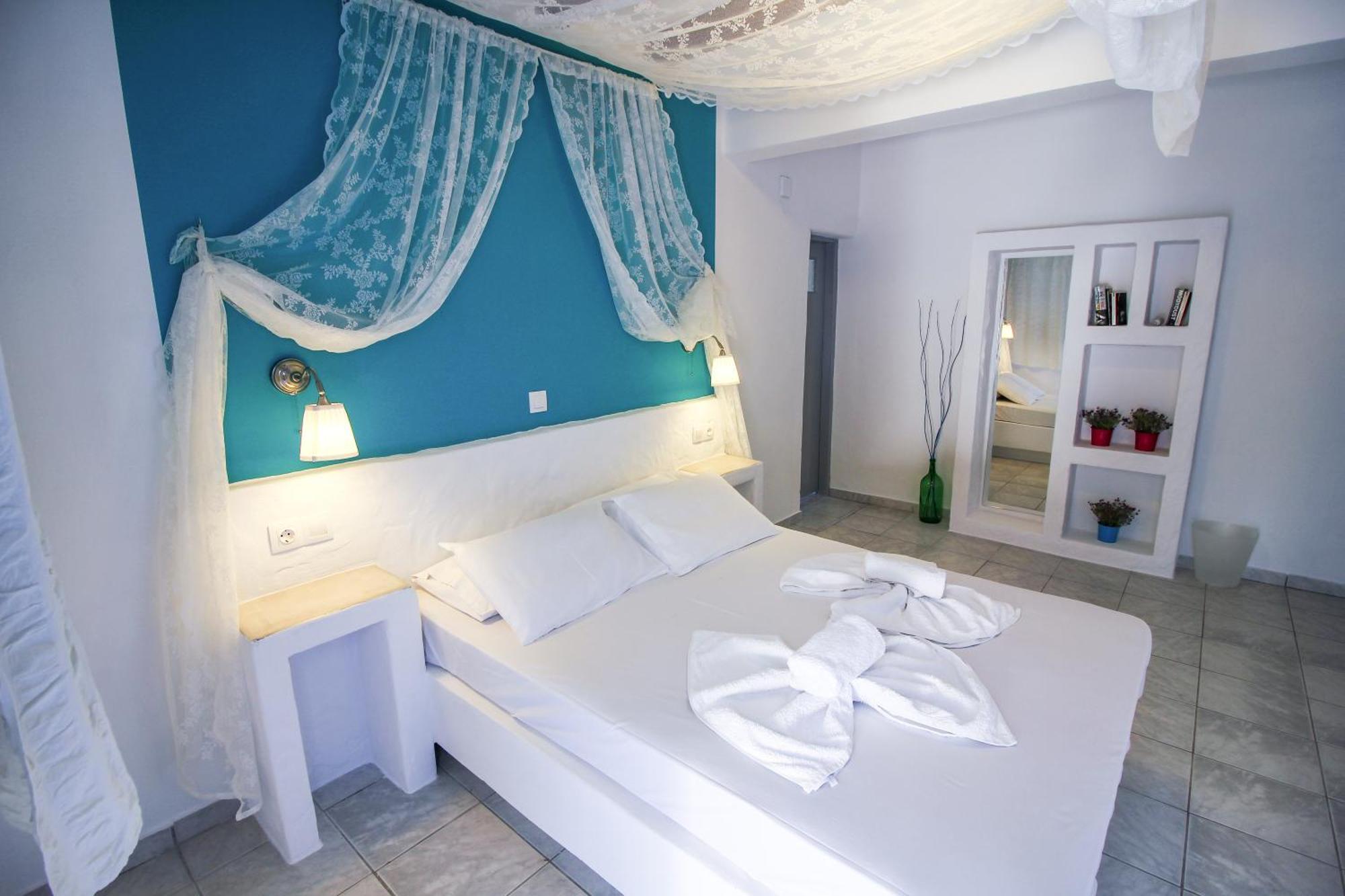 Camares Hotel Alopronia Екстериор снимка